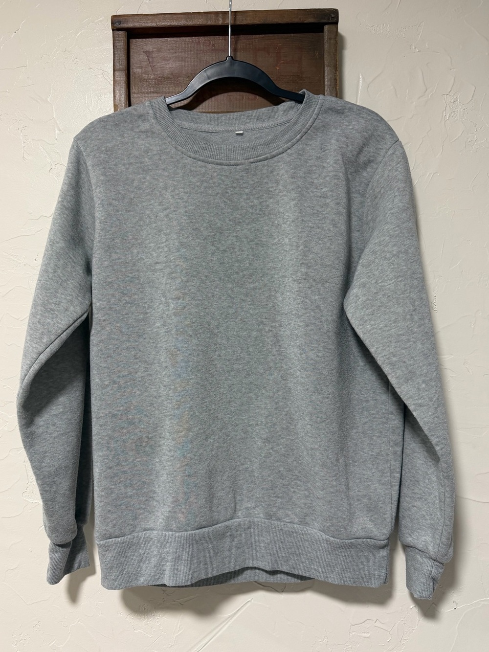 Classic Women’s Crewneck Sweatshirt - Gray